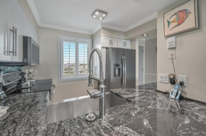 Unit 608 - Gulf View! East Pool View! Gold Unit!